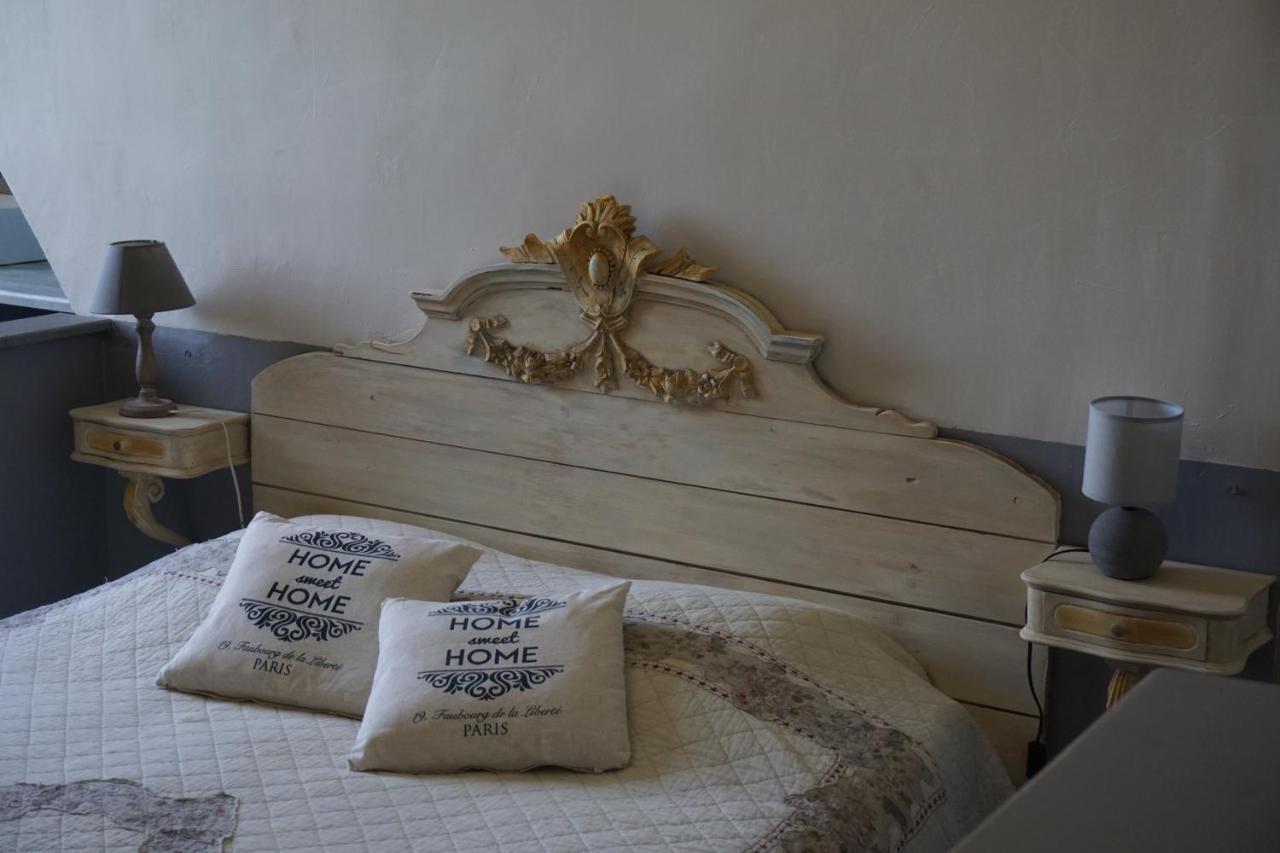 Les Deux Tours Bed & Breakfast Brignon Exterior photo