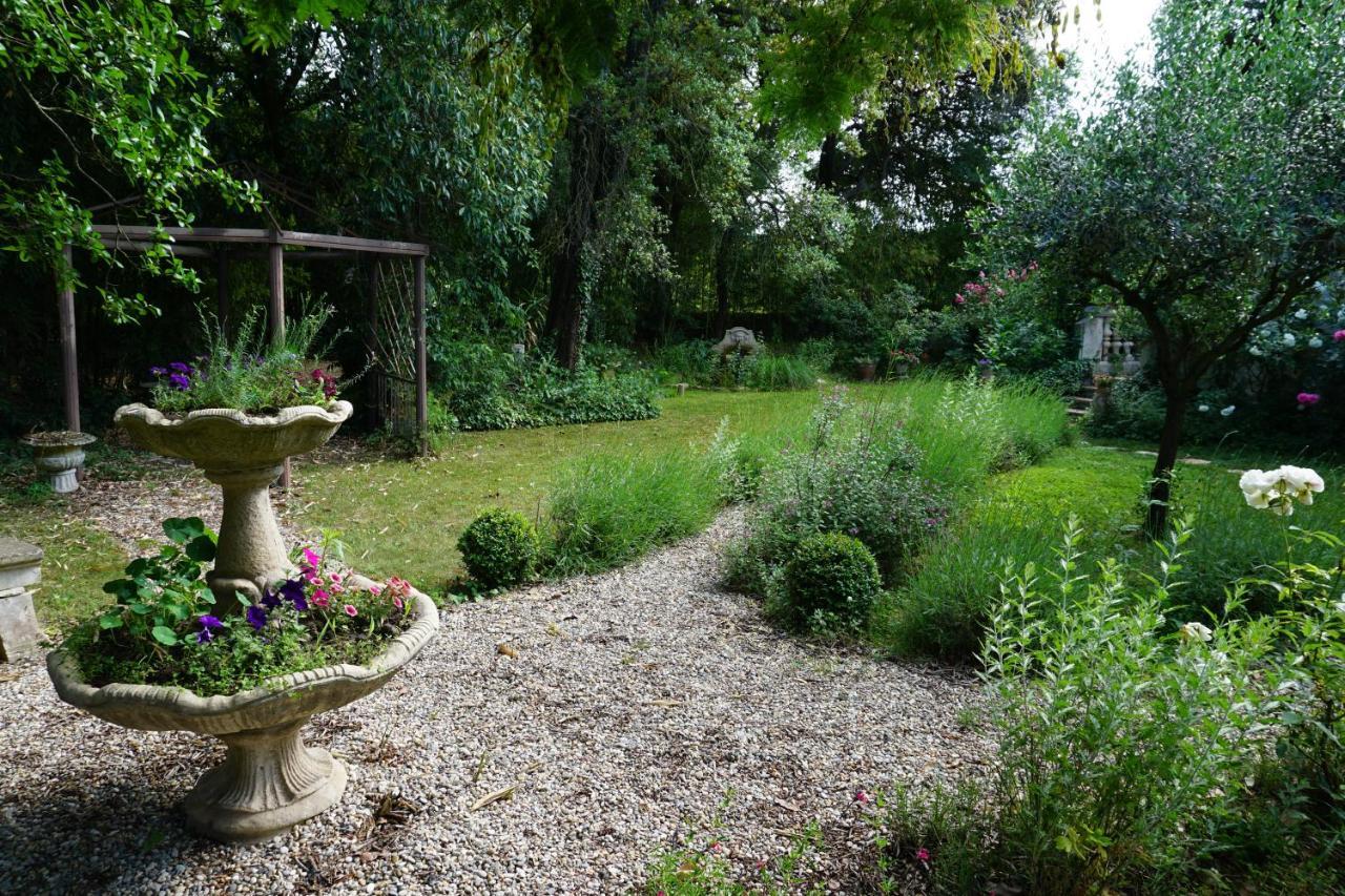 Les Deux Tours Bed & Breakfast Brignon Exterior photo