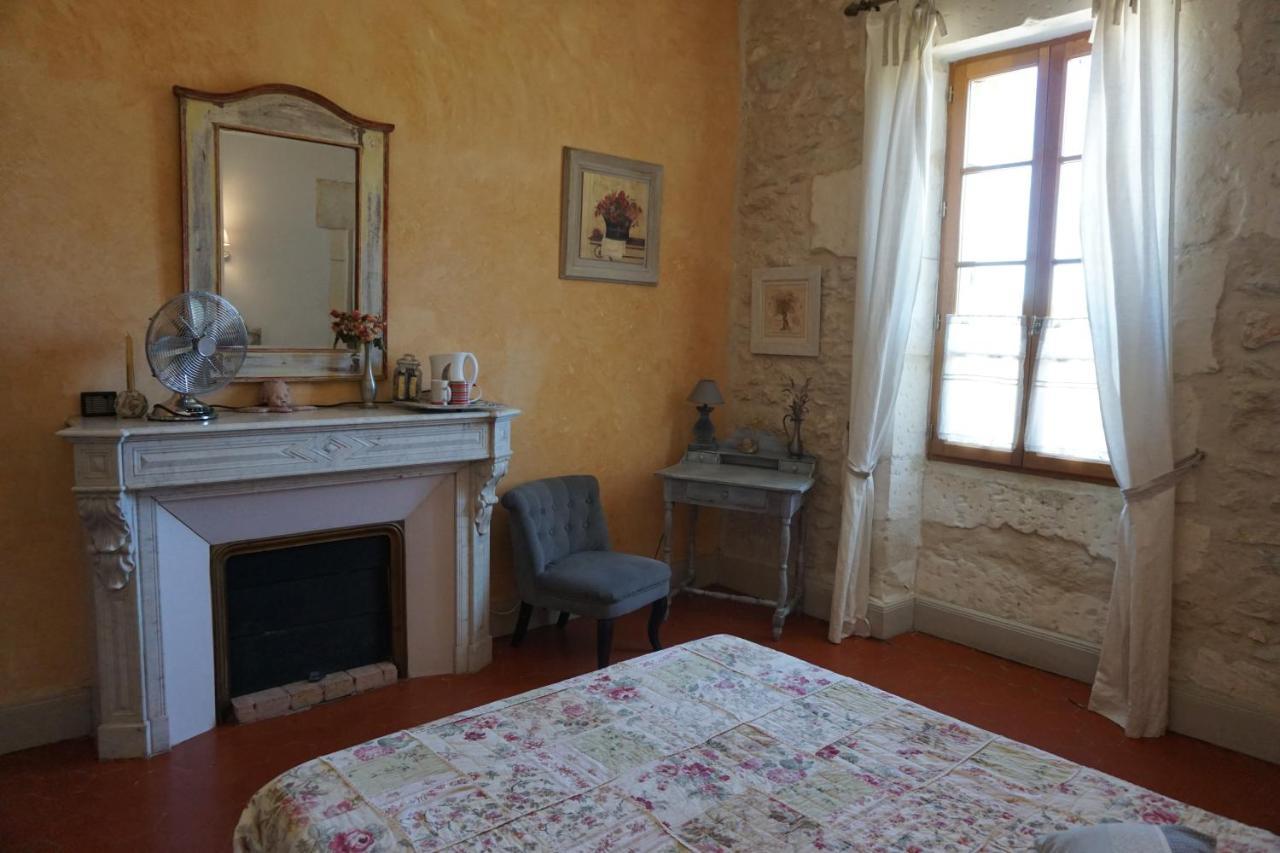 Les Deux Tours Bed & Breakfast Brignon Exterior photo