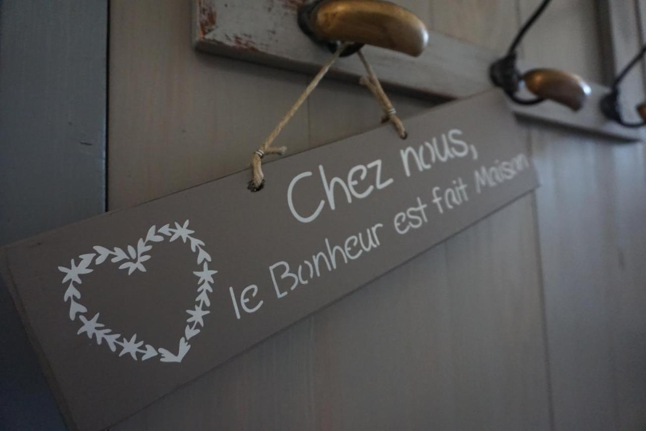 Les Deux Tours Bed & Breakfast Brignon Exterior photo
