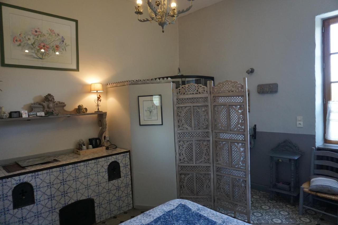 Les Deux Tours Bed & Breakfast Brignon Exterior photo