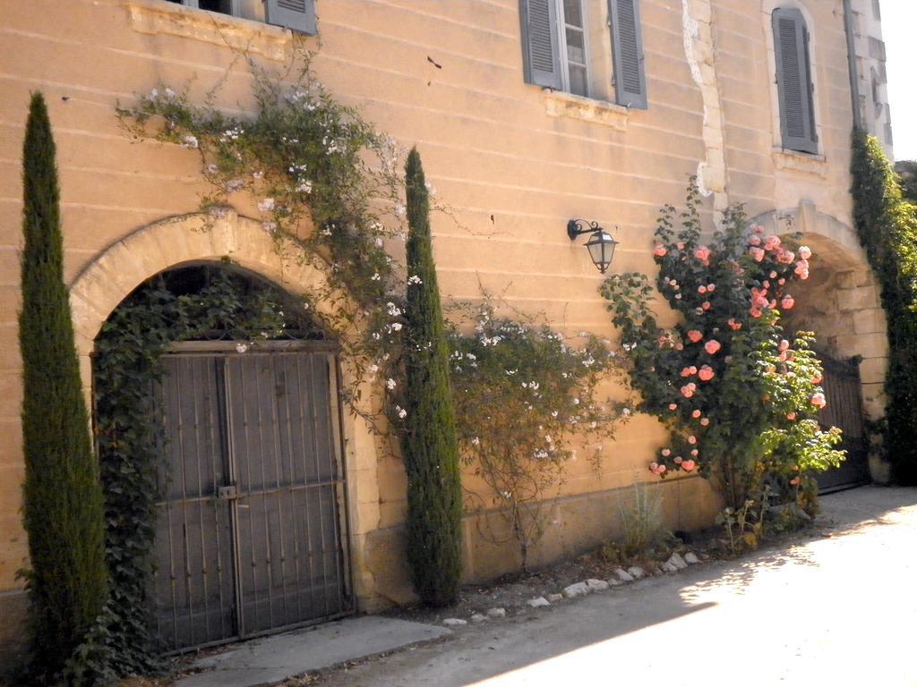 Les Deux Tours Bed & Breakfast Brignon Exterior photo